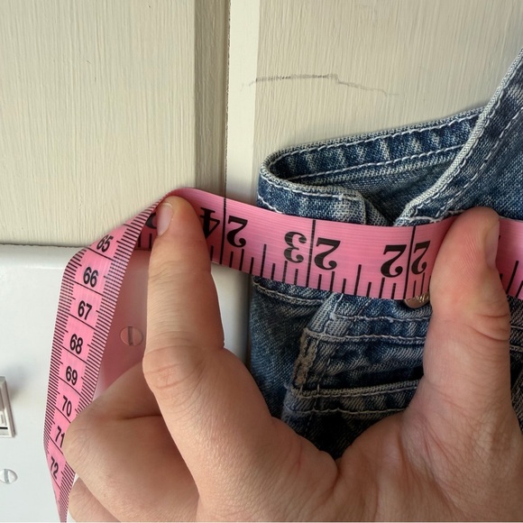 Vintage Disney Pooh Blue Denim Overalls, Size 22/24W, EUC - Picture 4 of 5